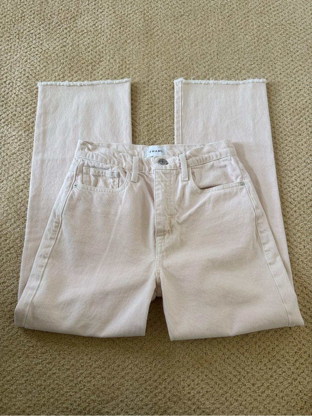 Frame Denim LeJane Cropped Straight Jeans in Pale Blush